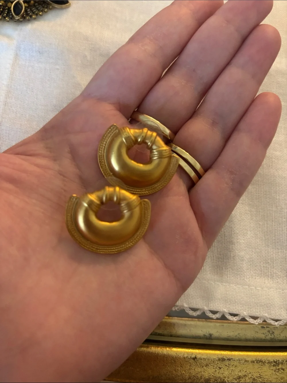 Gold filled non tarnish earrings from Colombia. Beautiful studs